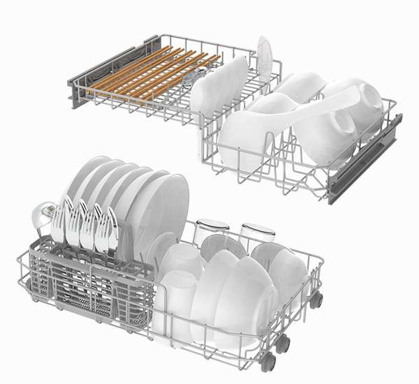 Tableware arranged in the two baskets